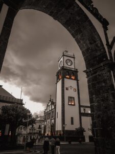 azores-clock-tower-So-Magazine